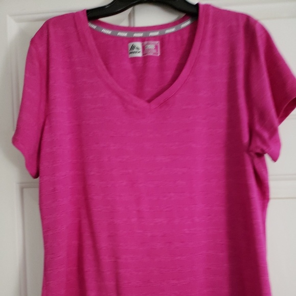 Womans RBX  performance tee - Picture 2 of 2